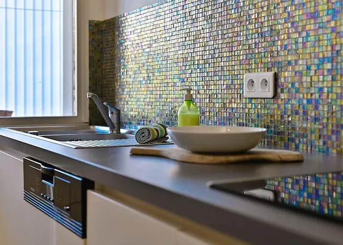 Vue Aux Sanguinaires - Stationnement Et Ascenseur *